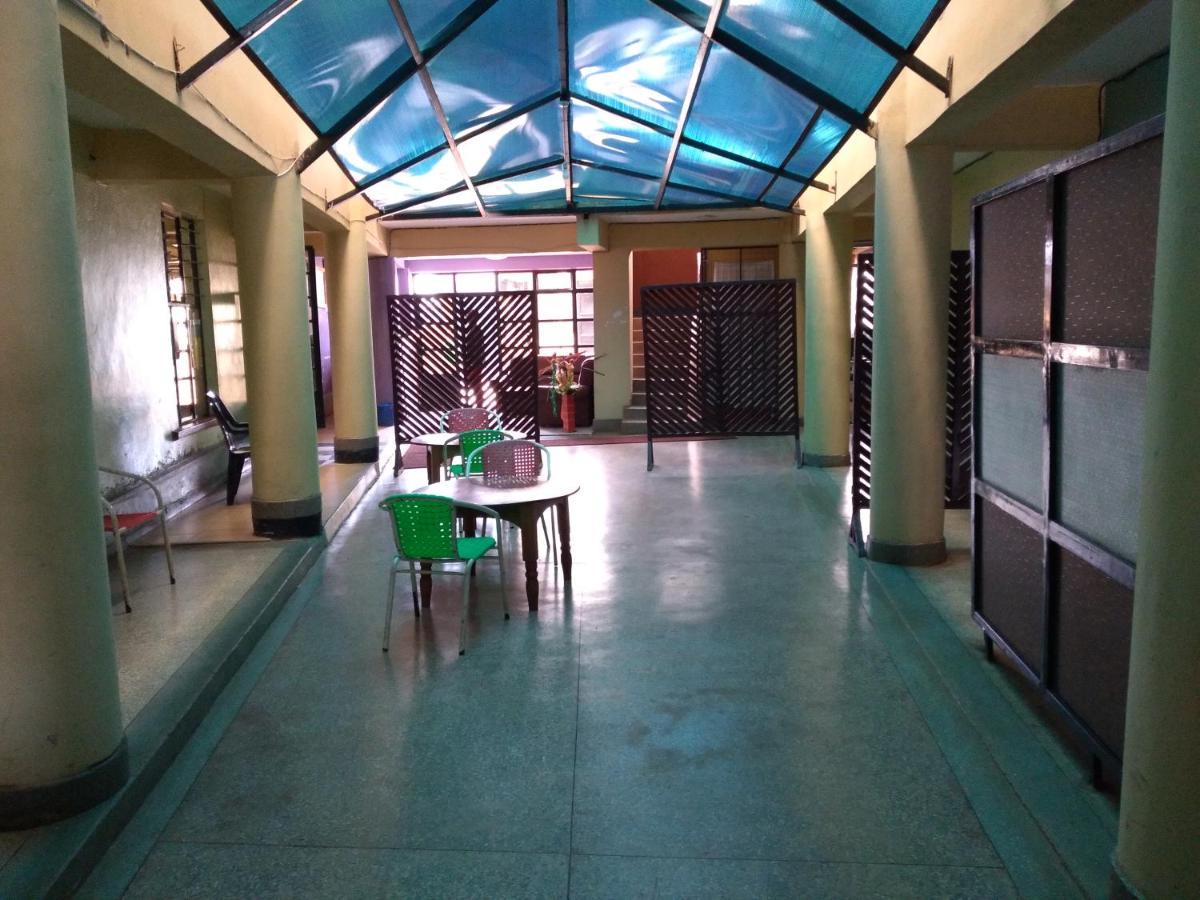 Crown Hotel Kericho Экстерьер фото